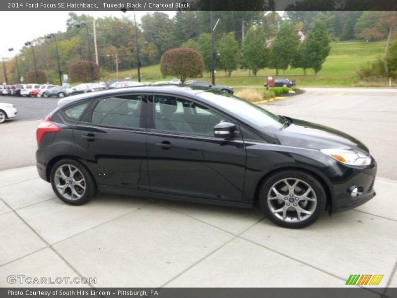 Tuxedo Black / Charcoal Black 2014 Ford Focus SE Hatchback