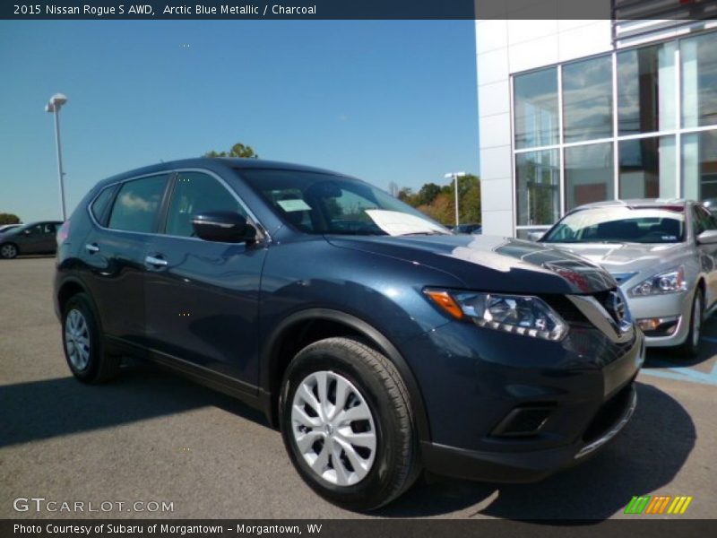 Front 3/4 View of 2015 Rogue S AWD