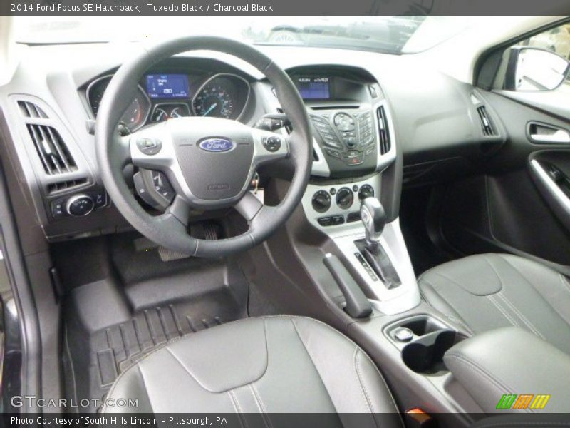 Tuxedo Black / Charcoal Black 2014 Ford Focus SE Hatchback