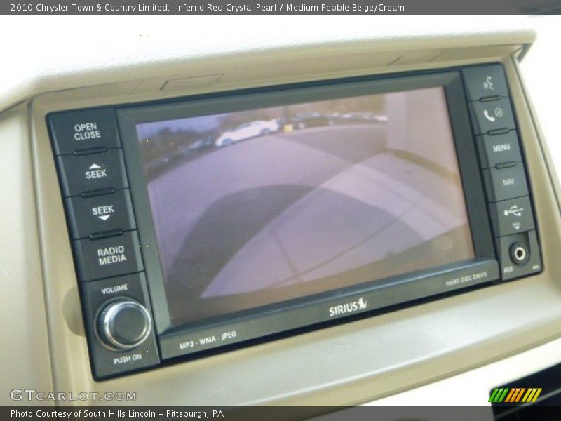 Inferno Red Crystal Pearl / Medium Pebble Beige/Cream 2010 Chrysler Town & Country Limited