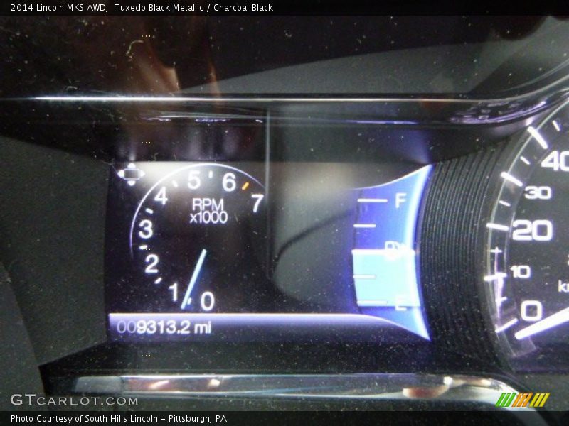 Tuxedo Black Metallic / Charcoal Black 2014 Lincoln MKS AWD