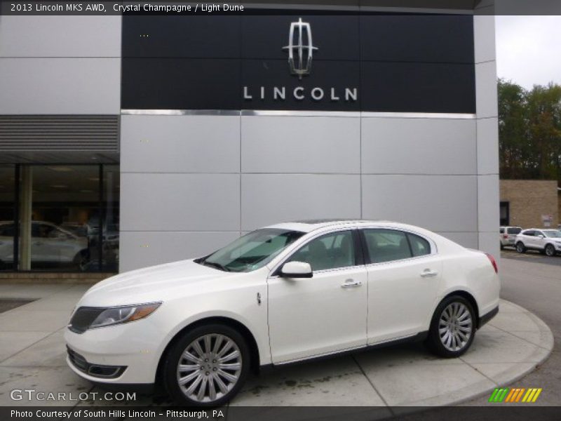 Crystal Champagne / Light Dune 2013 Lincoln MKS AWD