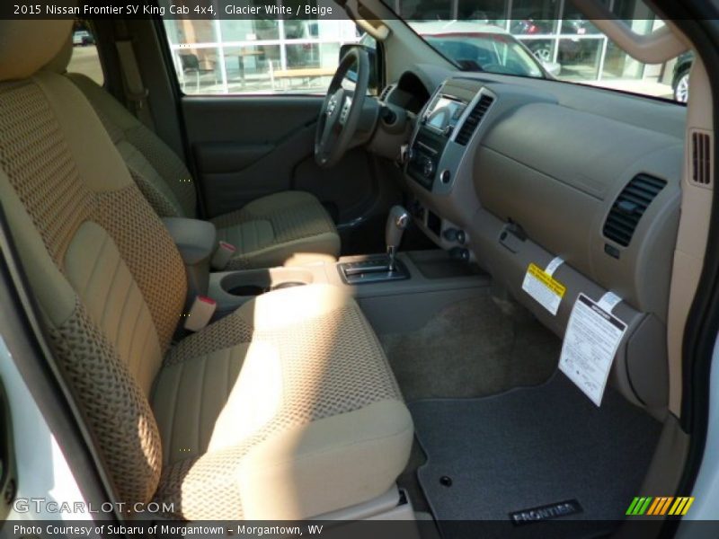 Glacier White / Beige 2015 Nissan Frontier SV King Cab 4x4