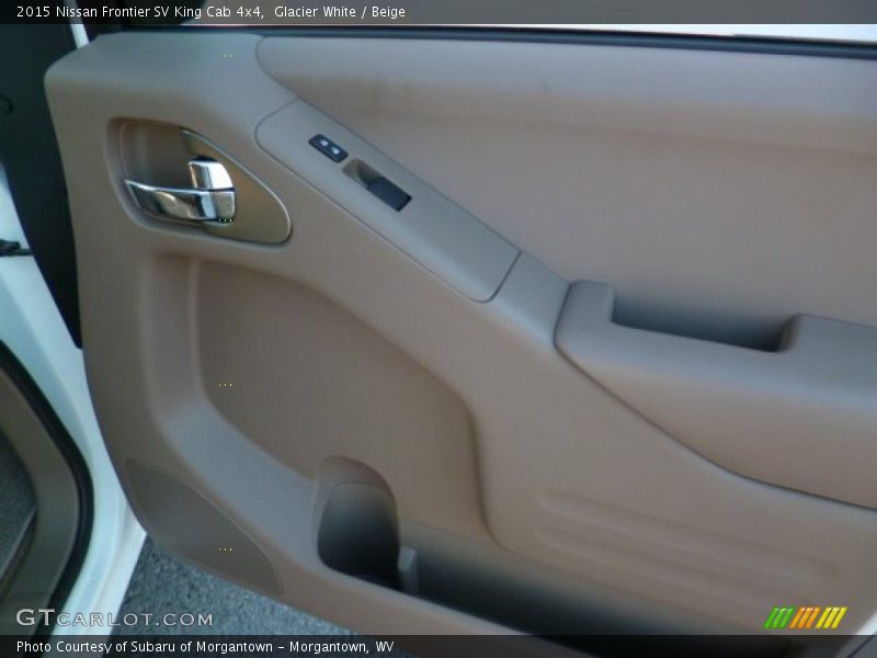 Glacier White / Beige 2015 Nissan Frontier SV King Cab 4x4