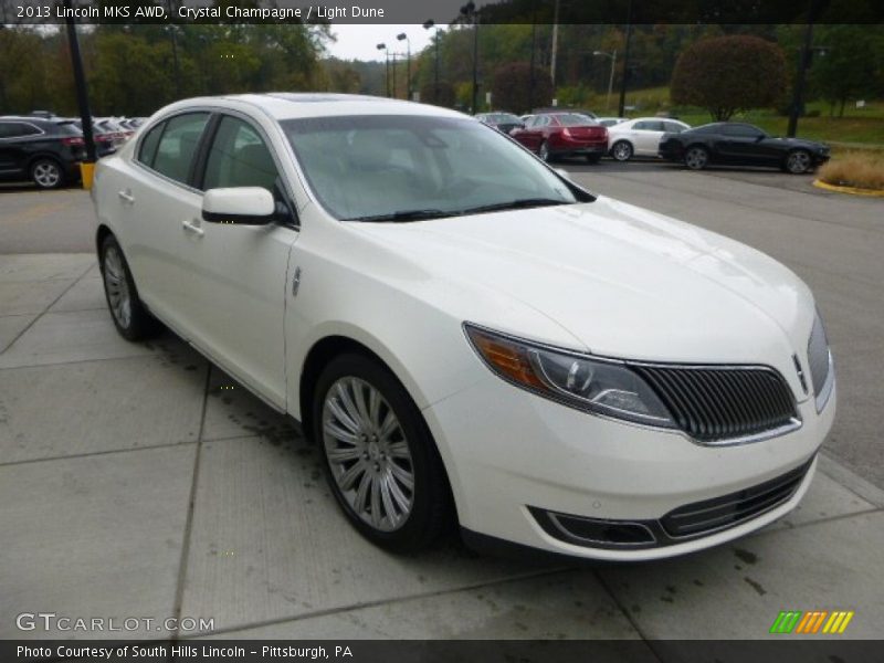 Crystal Champagne / Light Dune 2013 Lincoln MKS AWD