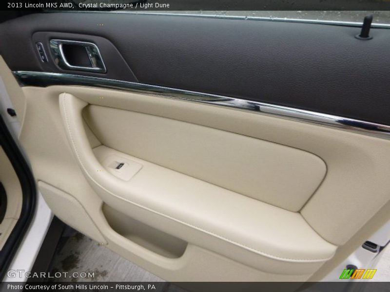 Crystal Champagne / Light Dune 2013 Lincoln MKS AWD