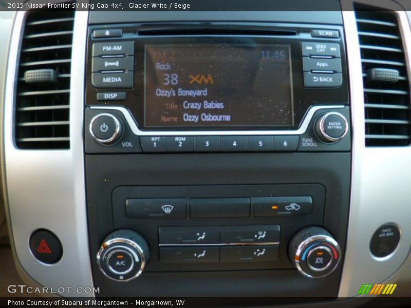 Glacier White / Beige 2015 Nissan Frontier SV King Cab 4x4