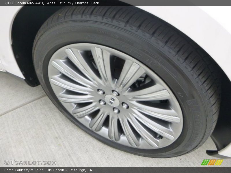 White Platinum / Charcoal Black 2013 Lincoln MKS AWD