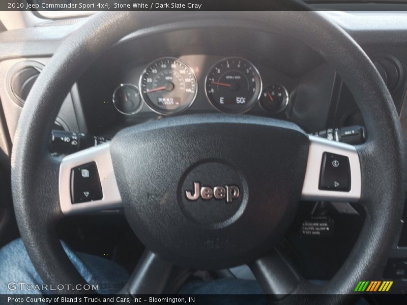 Stone White / Dark Slate Gray 2010 Jeep Commander Sport 4x4
