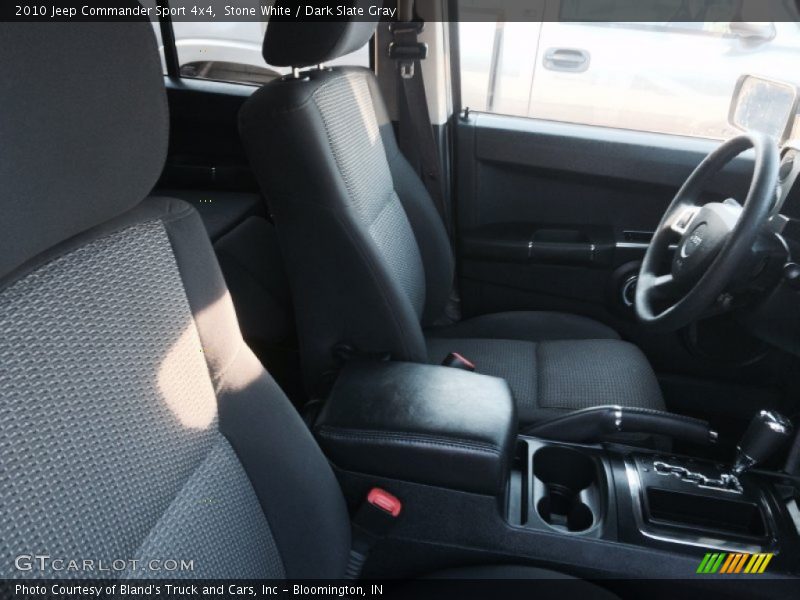 Stone White / Dark Slate Gray 2010 Jeep Commander Sport 4x4