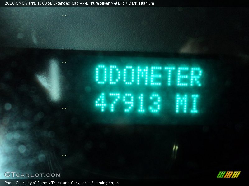 Pure Silver Metallic / Dark Titanium 2010 GMC Sierra 1500 SL Extended Cab 4x4