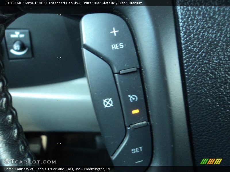 Pure Silver Metallic / Dark Titanium 2010 GMC Sierra 1500 SL Extended Cab 4x4