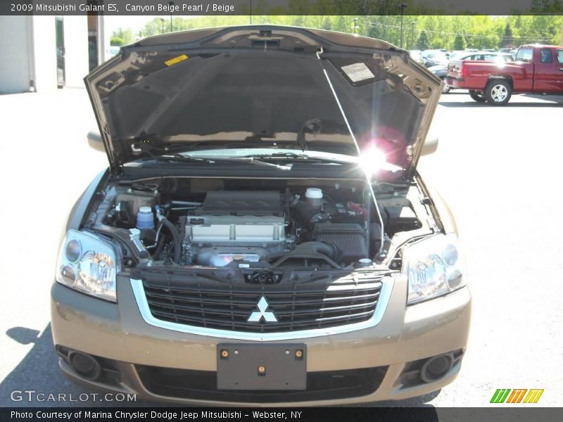 Canyon Beige Pearl / Beige 2009 Mitsubishi Galant ES
