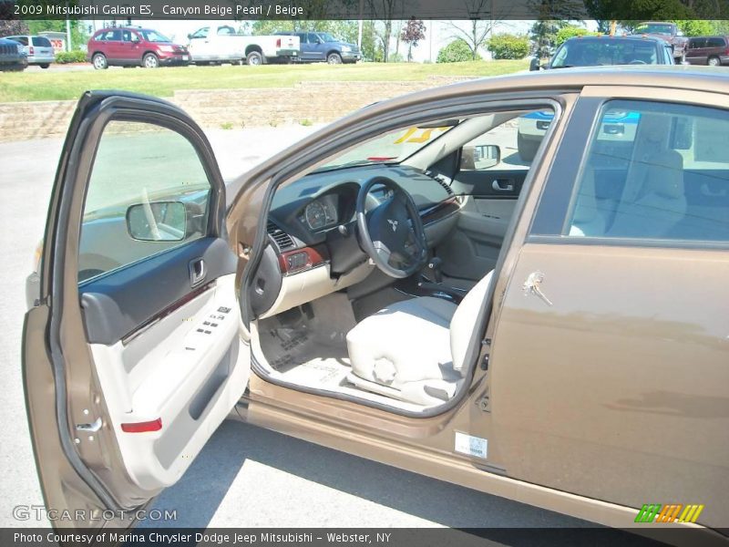 Canyon Beige Pearl / Beige 2009 Mitsubishi Galant ES