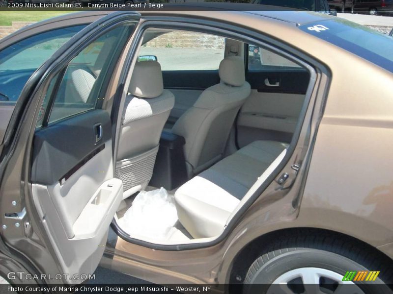Canyon Beige Pearl / Beige 2009 Mitsubishi Galant ES
