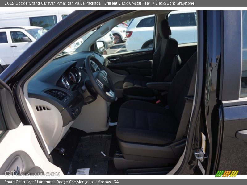 Brilliant Black Crystal Pearl / Black/Light Graystone 2015 Dodge Grand Caravan American Value Package