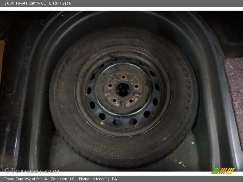 Black / Sage 2000 Toyota Camry CE
