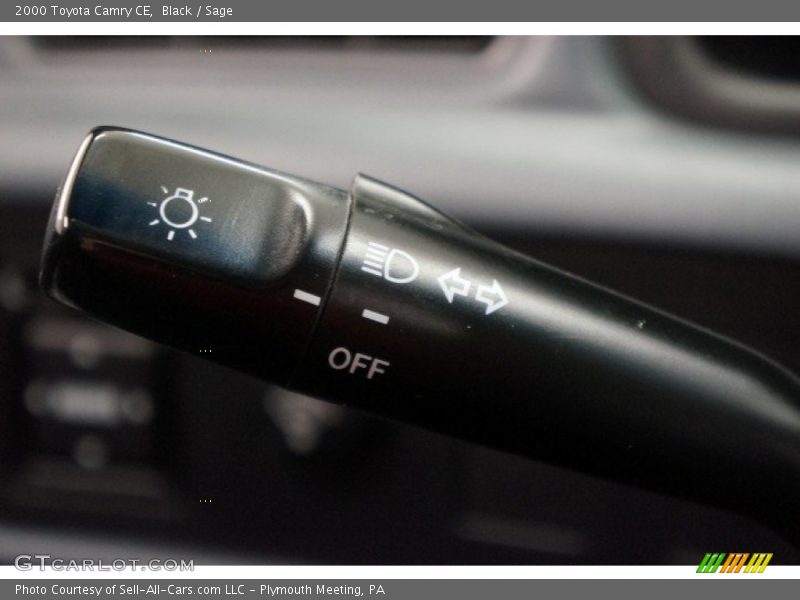 Black / Sage 2000 Toyota Camry CE