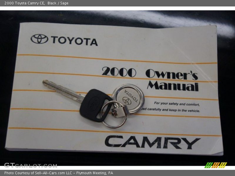 Black / Sage 2000 Toyota Camry CE