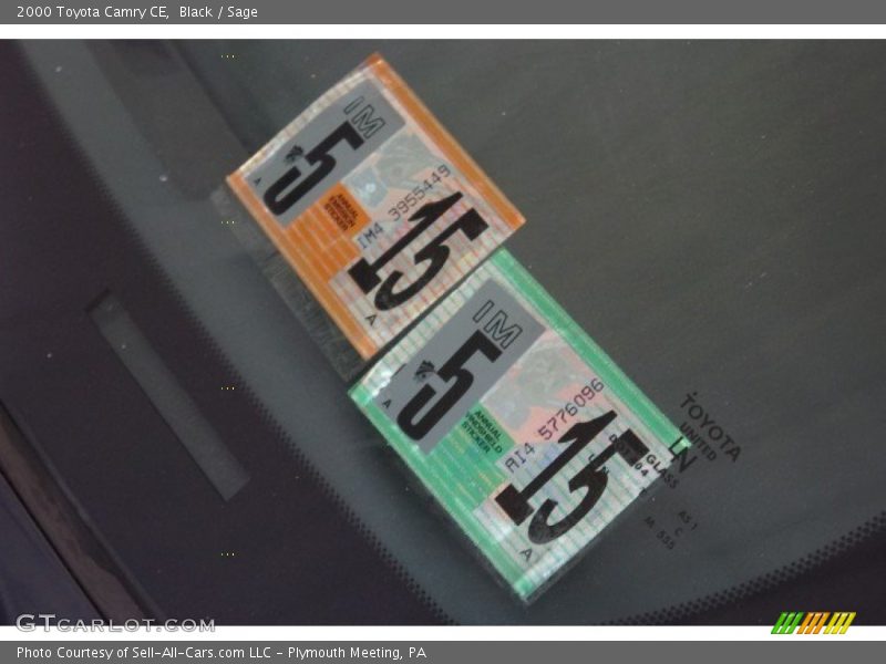 Black / Sage 2000 Toyota Camry CE
