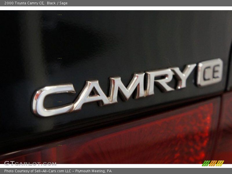 Black / Sage 2000 Toyota Camry CE