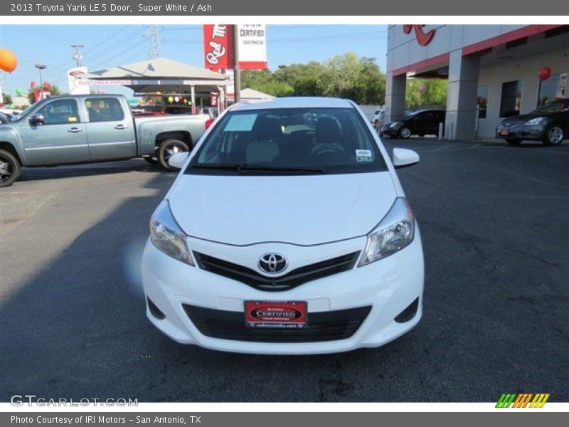 Super White / Ash 2013 Toyota Yaris LE 5 Door