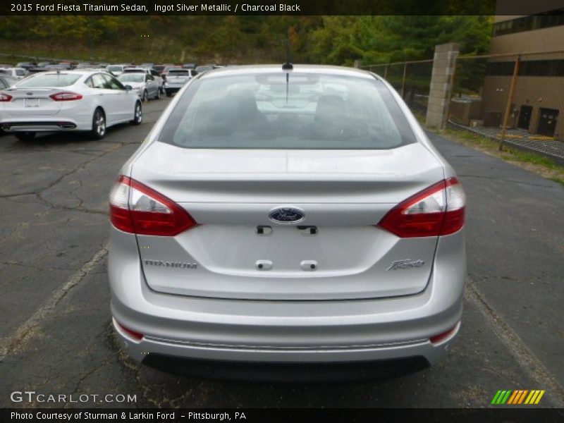 Ingot Silver Metallic / Charcoal Black 2015 Ford Fiesta Titanium Sedan