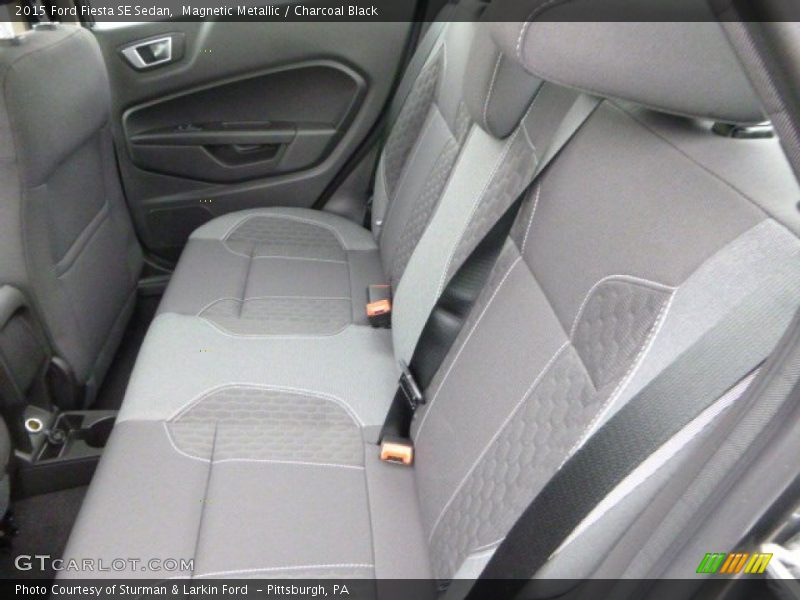 Magnetic Metallic / Charcoal Black 2015 Ford Fiesta SE Sedan