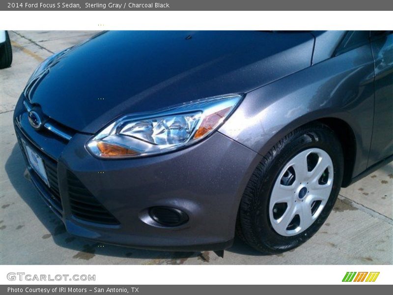 Sterling Gray / Charcoal Black 2014 Ford Focus S Sedan