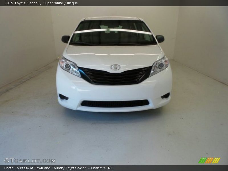 Super White / Bisque 2015 Toyota Sienna L