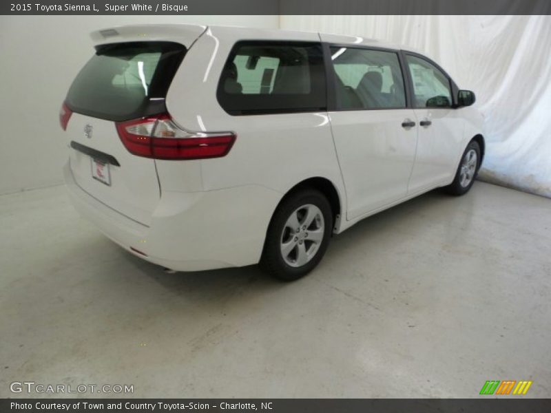 Super White / Bisque 2015 Toyota Sienna L