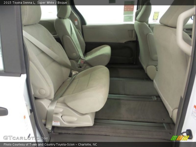 Super White / Bisque 2015 Toyota Sienna L