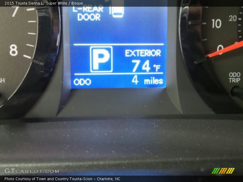 Super White / Bisque 2015 Toyota Sienna L
