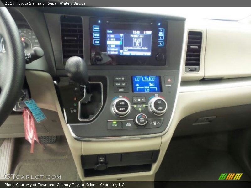 Super White / Bisque 2015 Toyota Sienna L