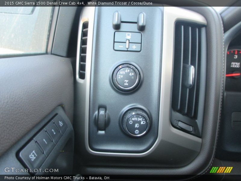 Controls of 2015 Sierra 1500 Denali Crew Cab 4x4