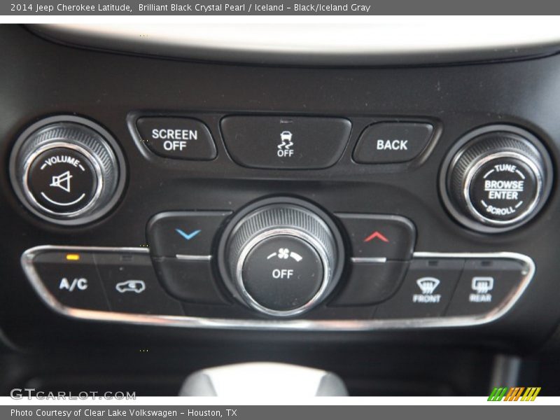 Brilliant Black Crystal Pearl / Iceland - Black/Iceland Gray 2014 Jeep Cherokee Latitude