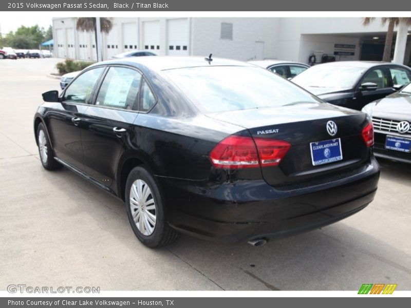 Black / Titan Black 2015 Volkswagen Passat S Sedan