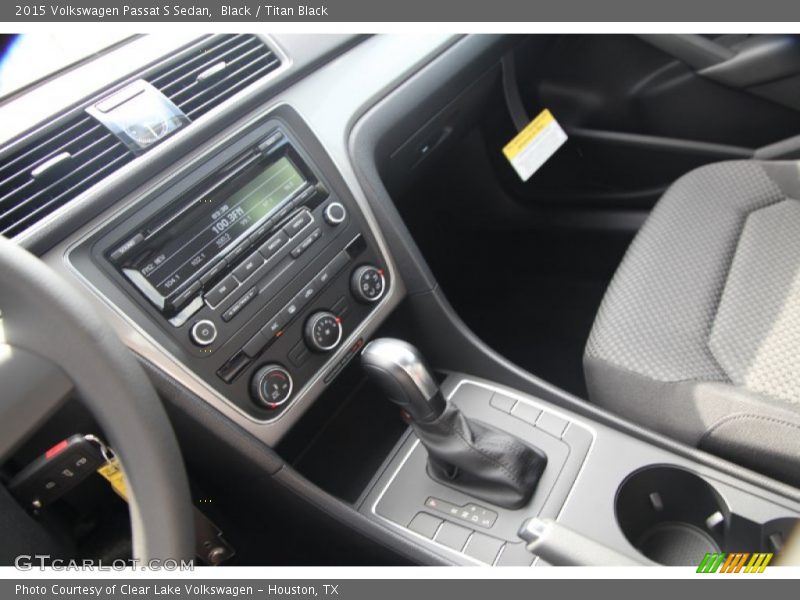 Controls of 2015 Passat S Sedan