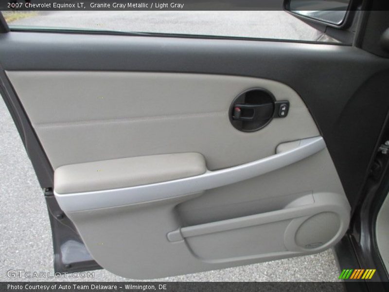 Granite Gray Metallic / Light Gray 2007 Chevrolet Equinox LT