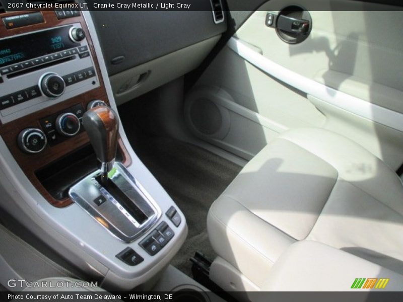 Granite Gray Metallic / Light Gray 2007 Chevrolet Equinox LT