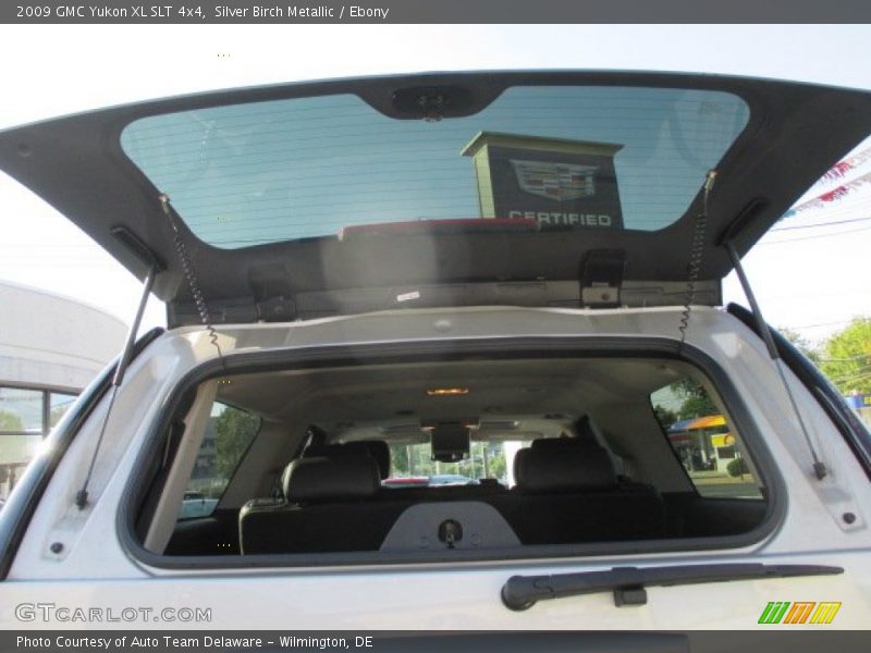 Silver Birch Metallic / Ebony 2009 GMC Yukon XL SLT 4x4
