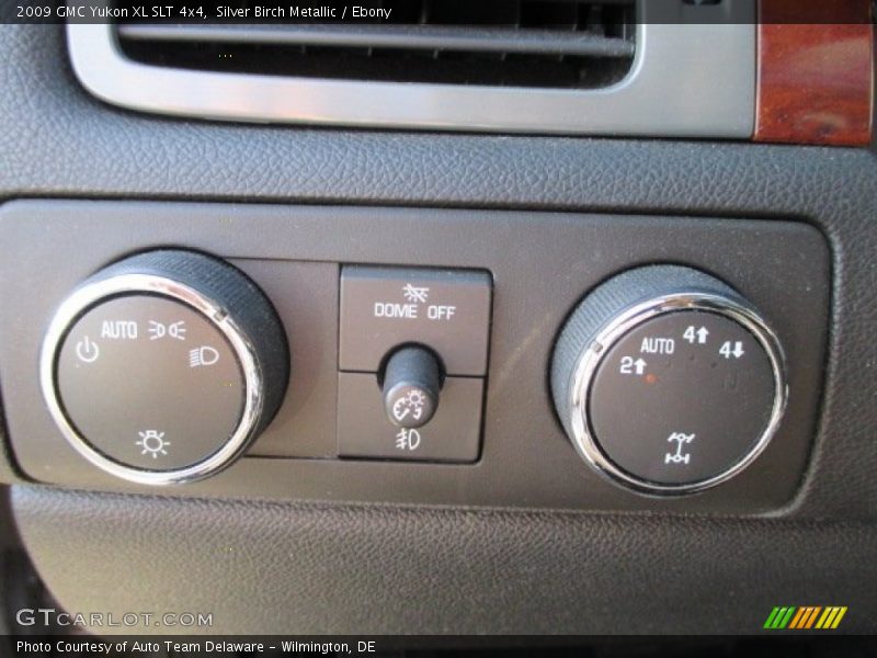 Silver Birch Metallic / Ebony 2009 GMC Yukon XL SLT 4x4