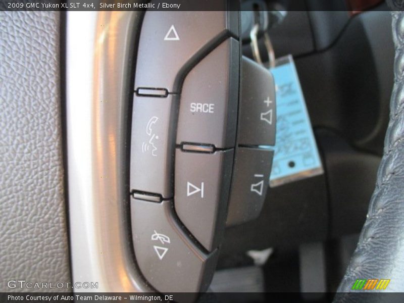 Silver Birch Metallic / Ebony 2009 GMC Yukon XL SLT 4x4
