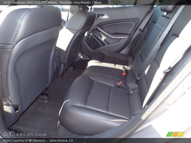 Mountain Grey Metallic / Black 2015 Mercedes-Benz GLA 250 4Matic