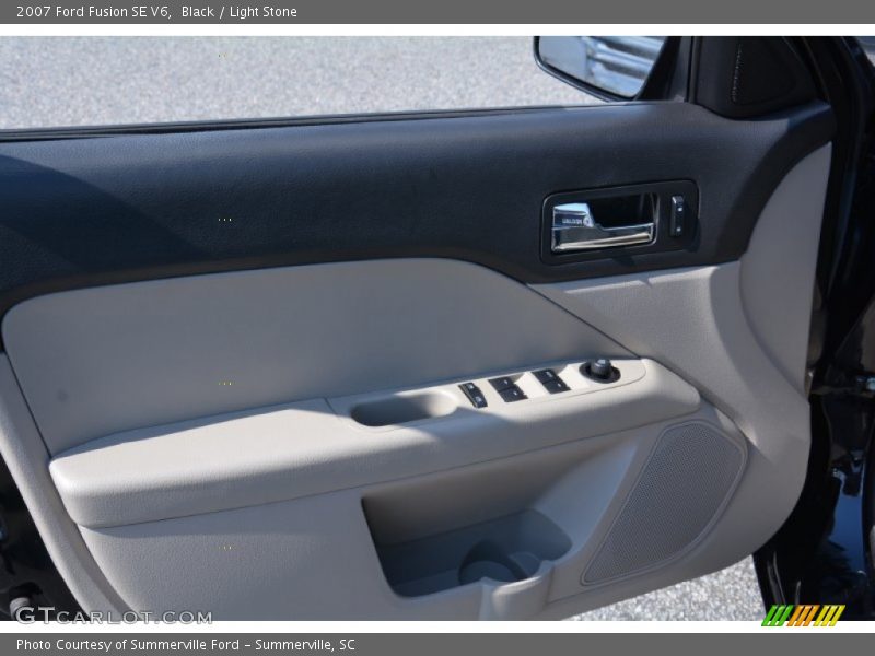 Black / Light Stone 2007 Ford Fusion SE V6
