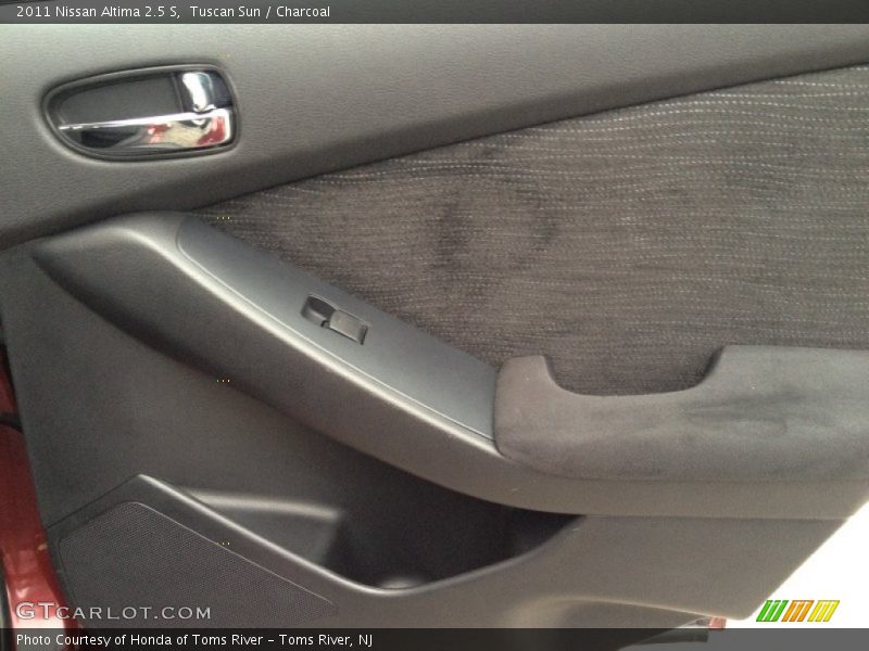 Tuscan Sun / Charcoal 2011 Nissan Altima 2.5 S