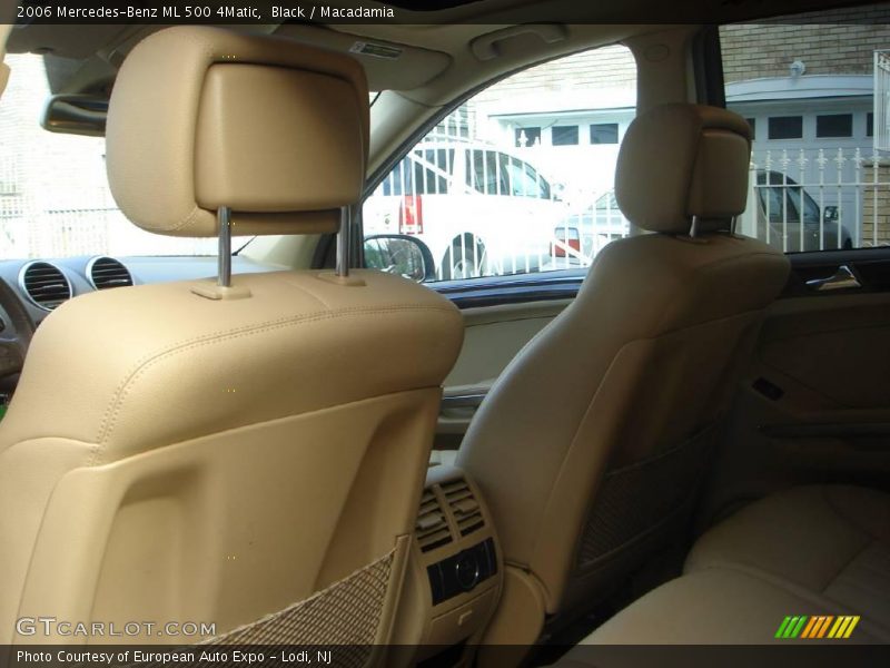 Black / Macadamia 2006 Mercedes-Benz ML 500 4Matic