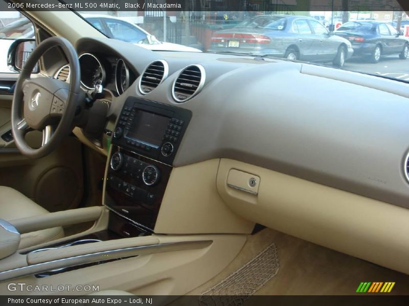 Black / Macadamia 2006 Mercedes-Benz ML 500 4Matic