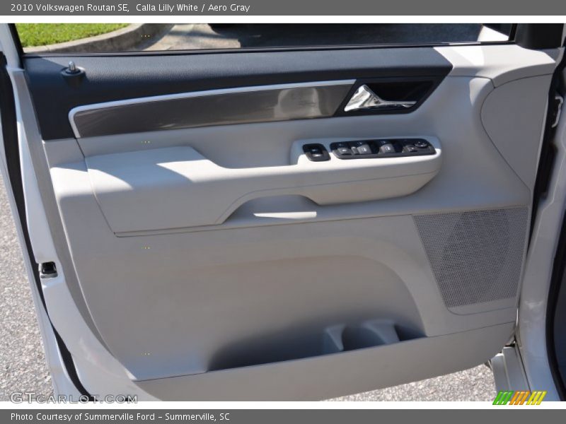 Calla Lilly White / Aero Gray 2010 Volkswagen Routan SE