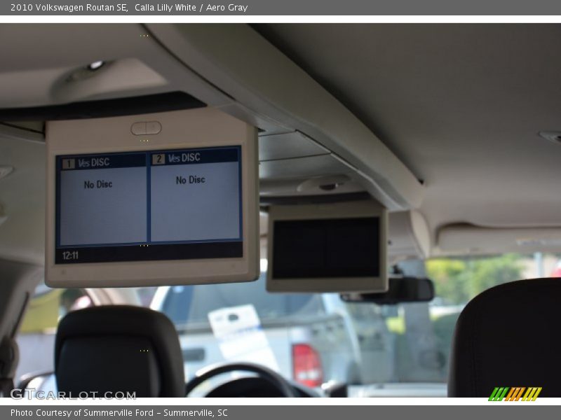 Calla Lilly White / Aero Gray 2010 Volkswagen Routan SE